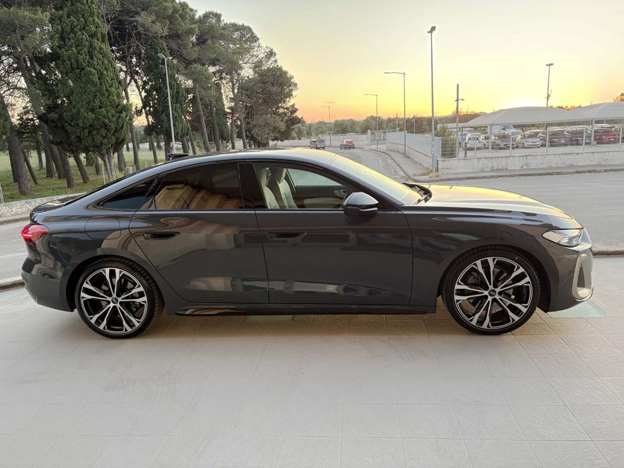 AUDI A5 TDI 150 kW mHEV+ S tronic quattro S Line edition. - 4