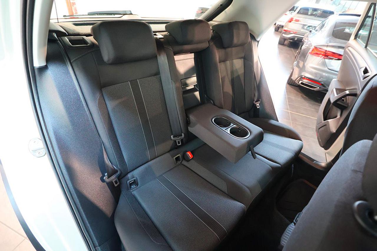 VOLKSWAGEN T-Roc 2.0 TDI SCR Life - 19