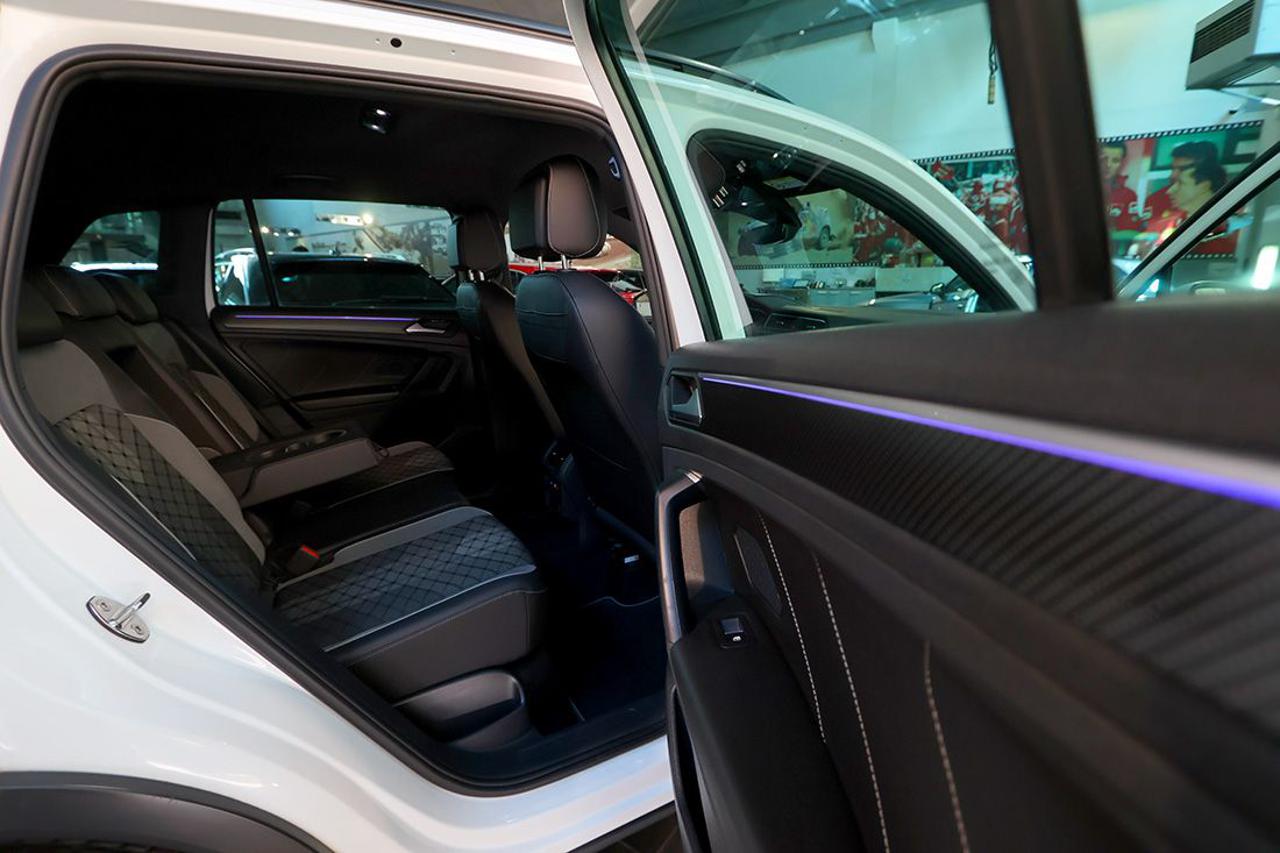 VOLKSWAGEN Tiguan 2.0 TDI 150cv SCR DSG R-Line - 34