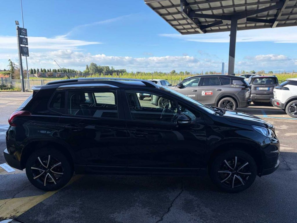 PEUGEOT 2008 1° serie PureTech 82 Active - 5