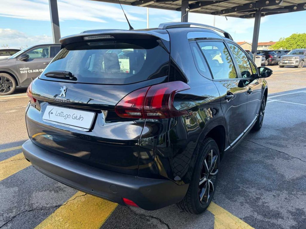 PEUGEOT 2008 1° serie PureTech 82 Active - 6