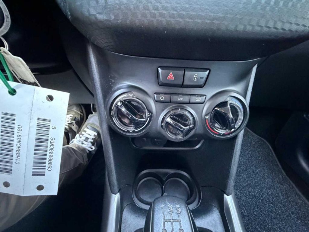 PEUGEOT 2008 1° serie PureTech 82 Active - 18