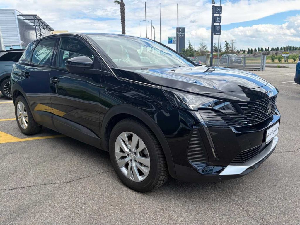 PEUGEOT 3008 BlueHDi 130 S&S Active - 4