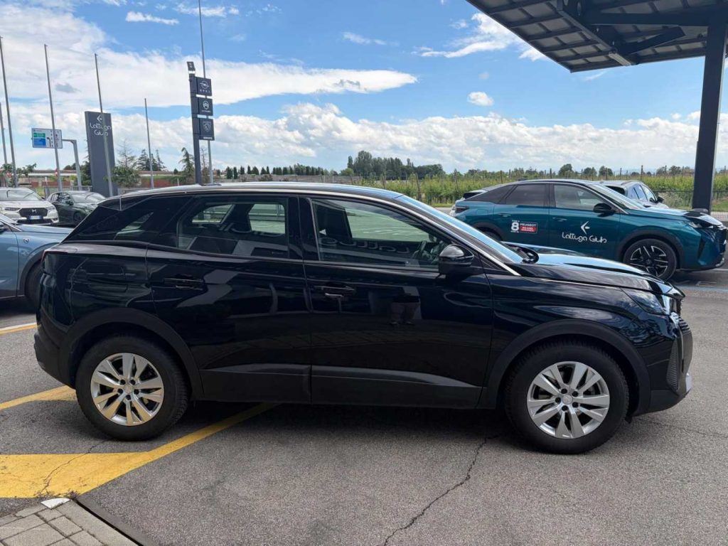 PEUGEOT 3008 BlueHDi 130 S&S Active - 5