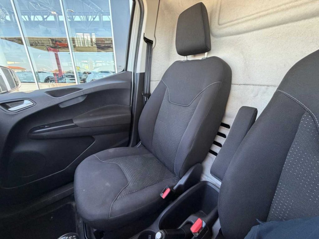 FORD Tourneo Courier 1.5 TDCI 75 CV Plus - 17