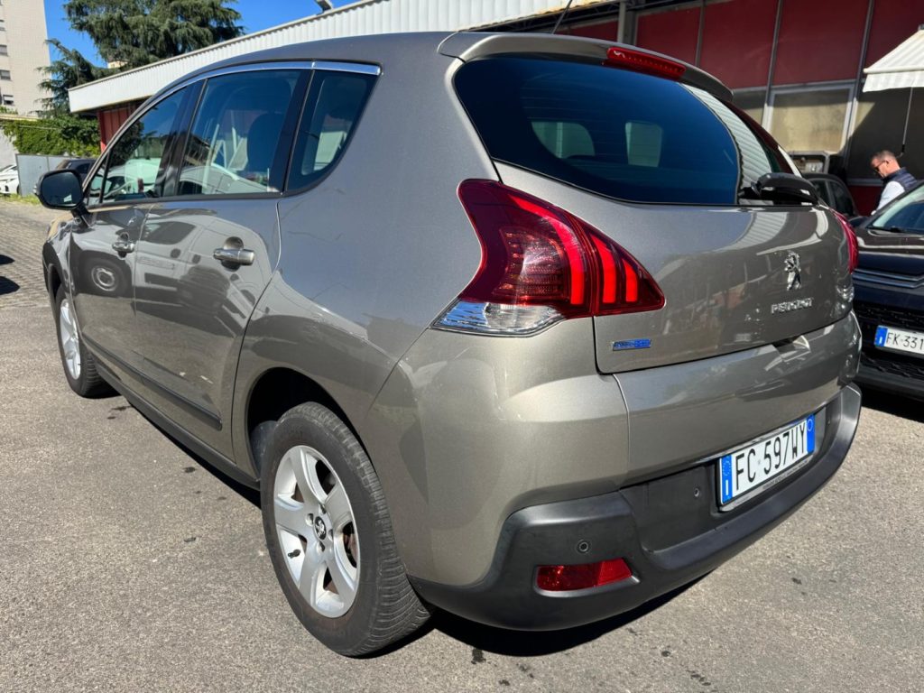 PEUGEOT 3008 BlueHDi 120 EAT6 S&S Allure - 5