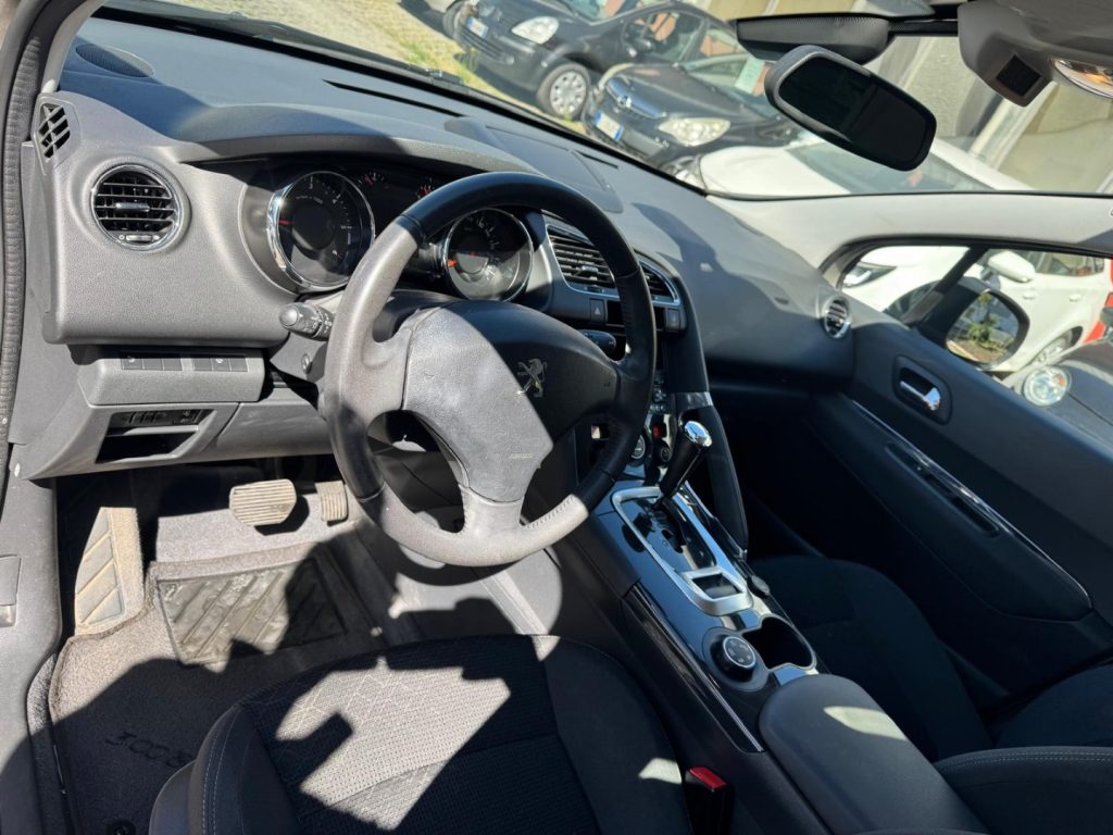 PEUGEOT 3008 BlueHDi 120 EAT6 S&S Allure - 16