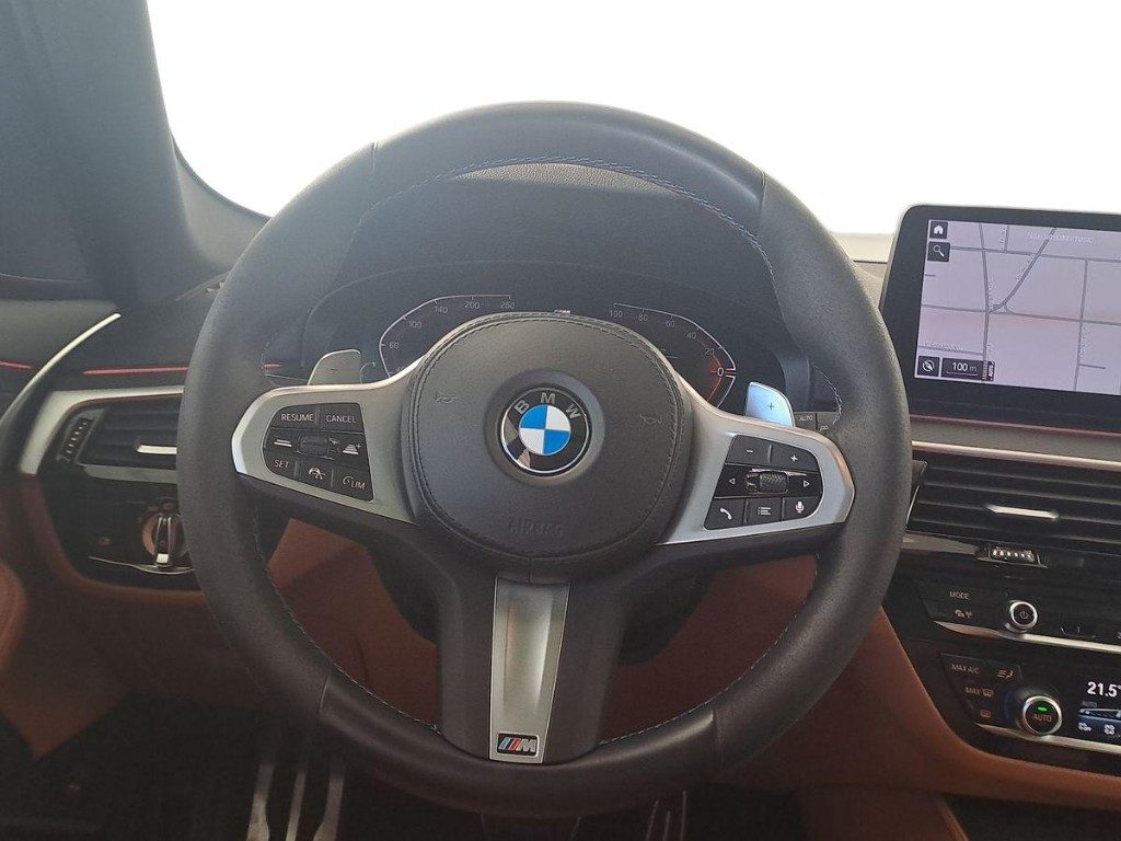 BMW 530 d 48V Touring Msport Aut. + Tetto apr. - 11