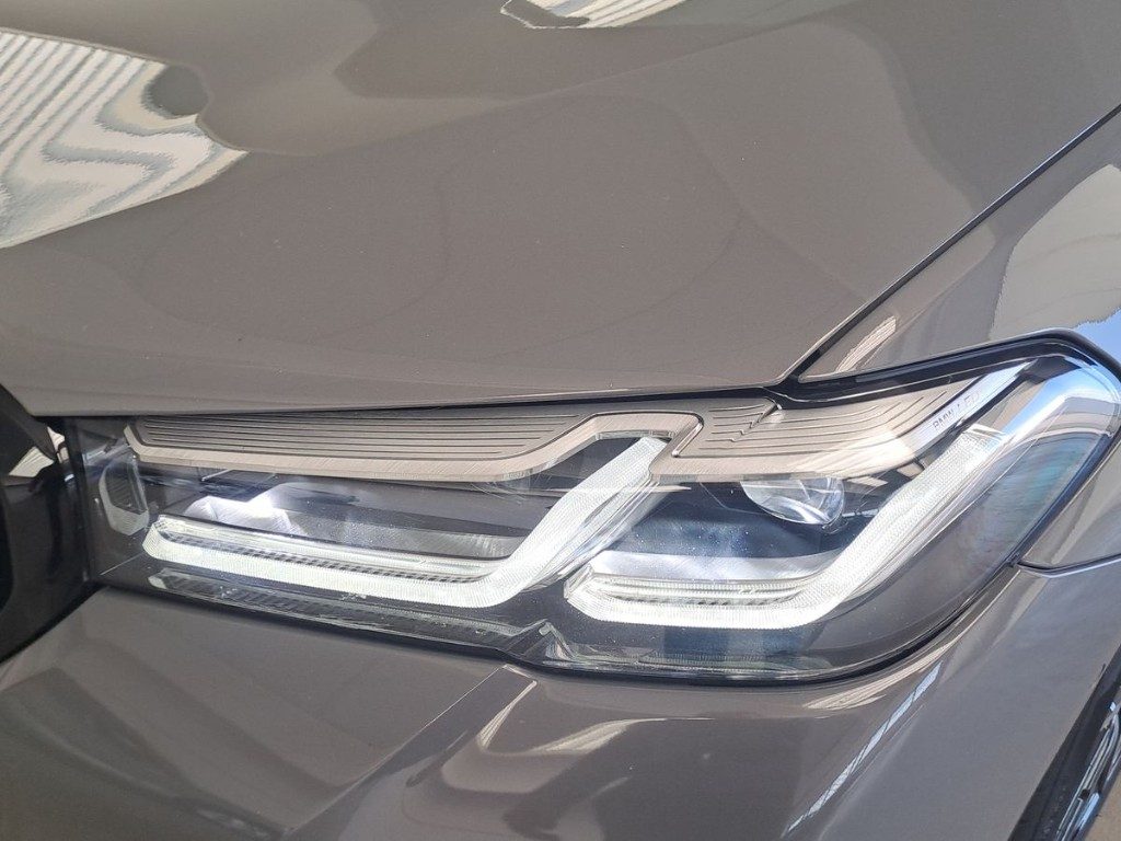 BMW 530 d 48V Touring Msport Aut. + Tetto apr. - 6
