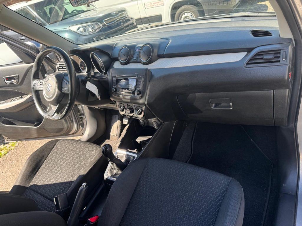 SUZUKI Swift 1.2 Dualjet Cool - 10