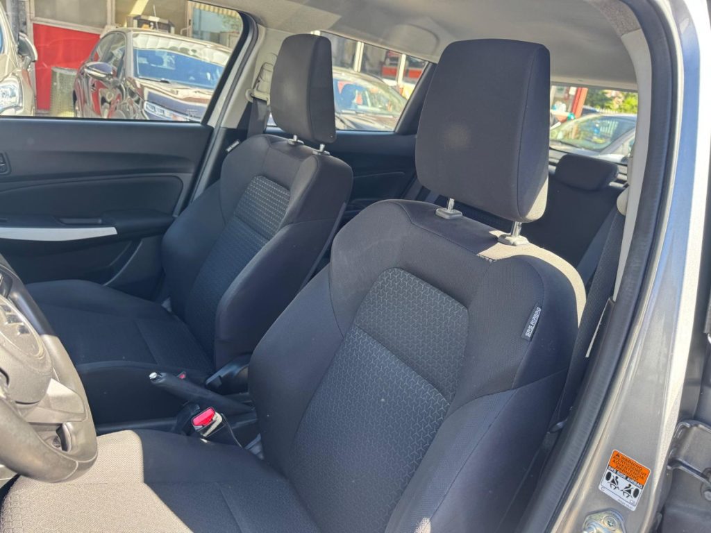 SUZUKI Swift 1.2 Dualjet Cool - 14