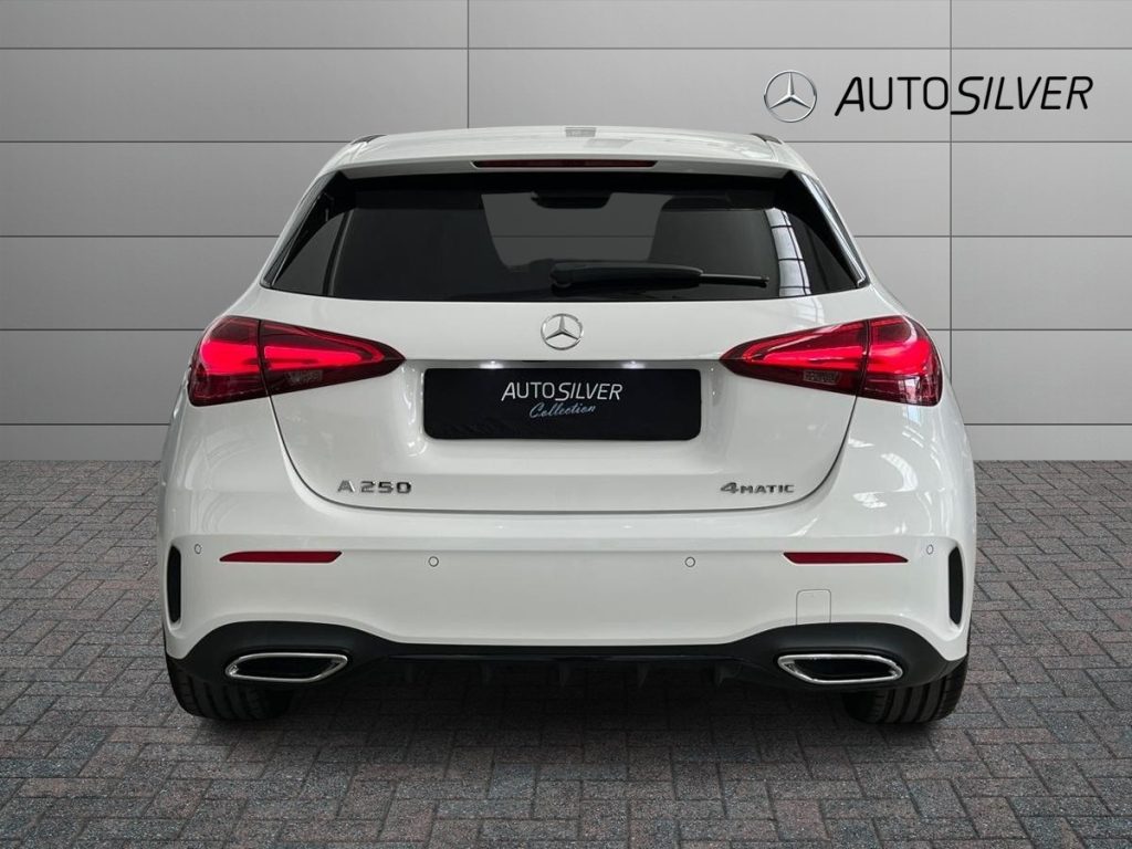 MERCEDES-BENZ A 250 Automatic 4Matic AMG Line Premium Plus - 4