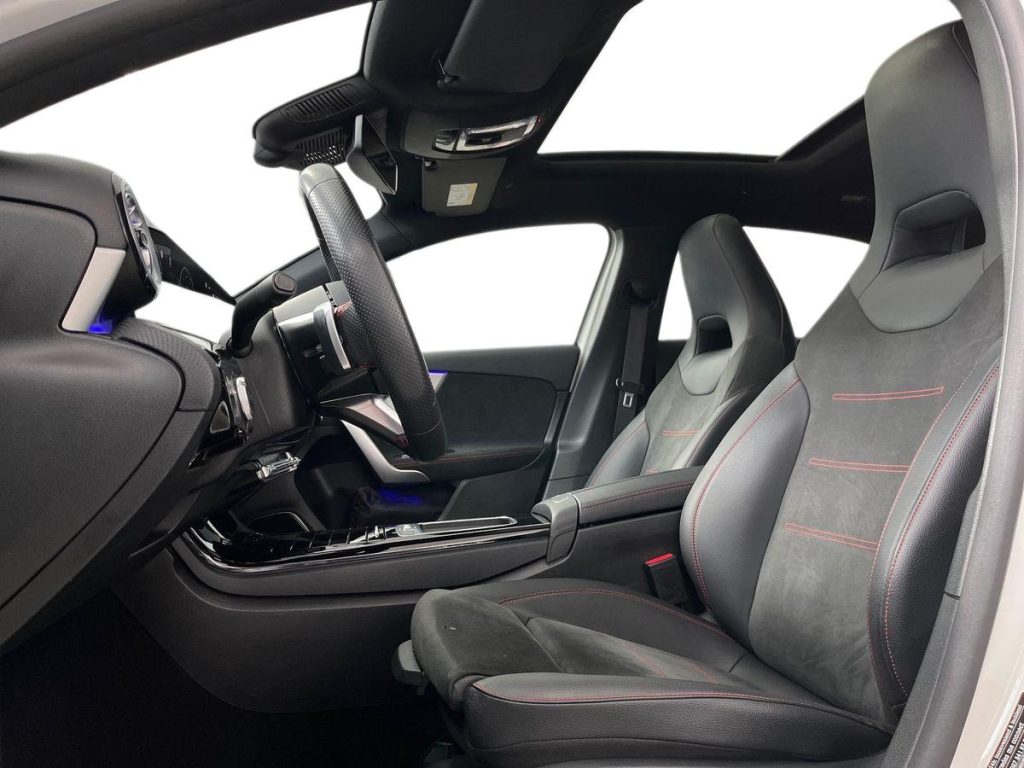 MERCEDES-BENZ A 250 Automatic 4Matic AMG Line Premium Plus - 9