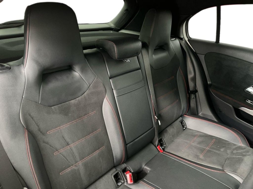 MERCEDES-BENZ A 250 Automatic 4Matic AMG Line Premium Plus - 14