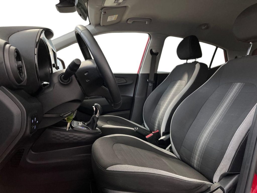 HYUNDAI i10 1.0 MPI Tech - 10