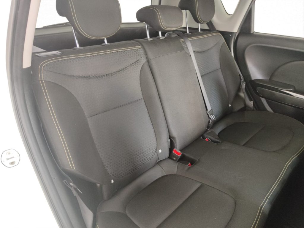 KIA Soul 1.6 CRDi You® Soul - 7