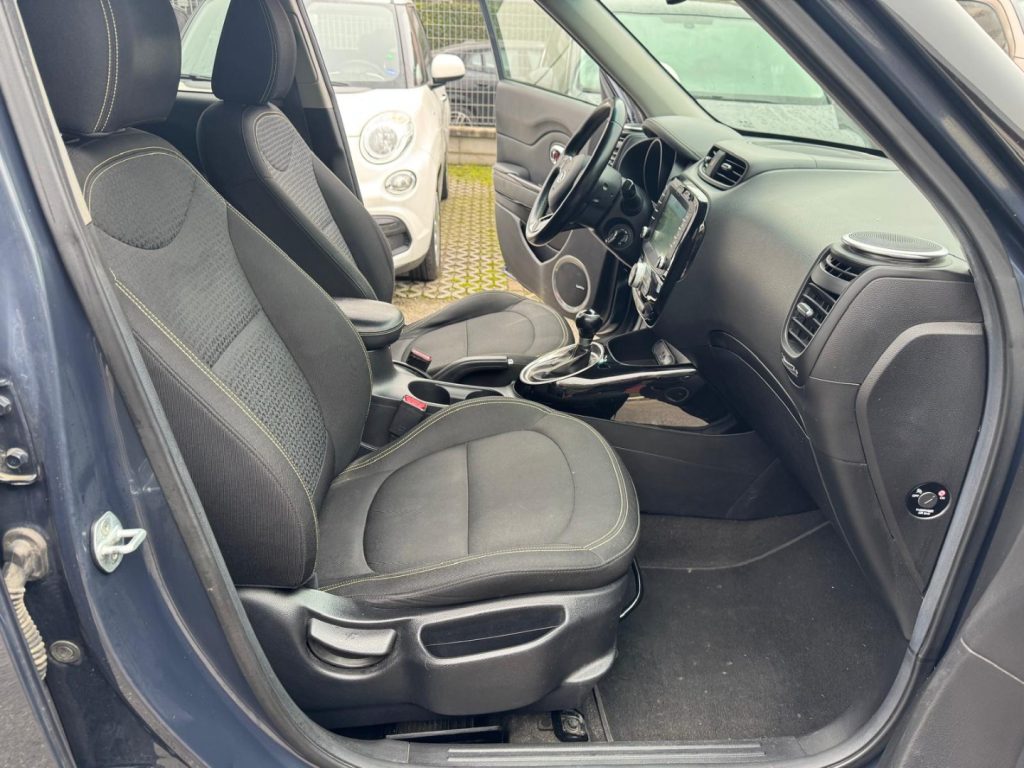 KIA Soul 1.6 CRDi You® Soul - 16