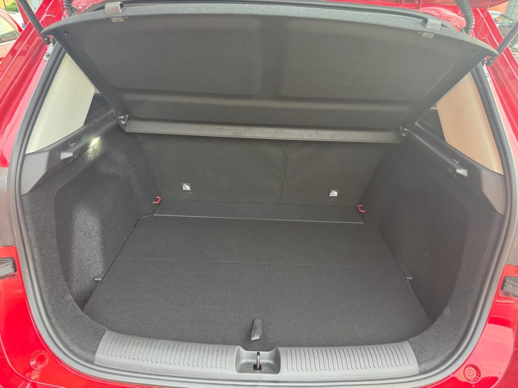 MG ZS 1.5 FullHybrid+ 197CV LUXURY - 21