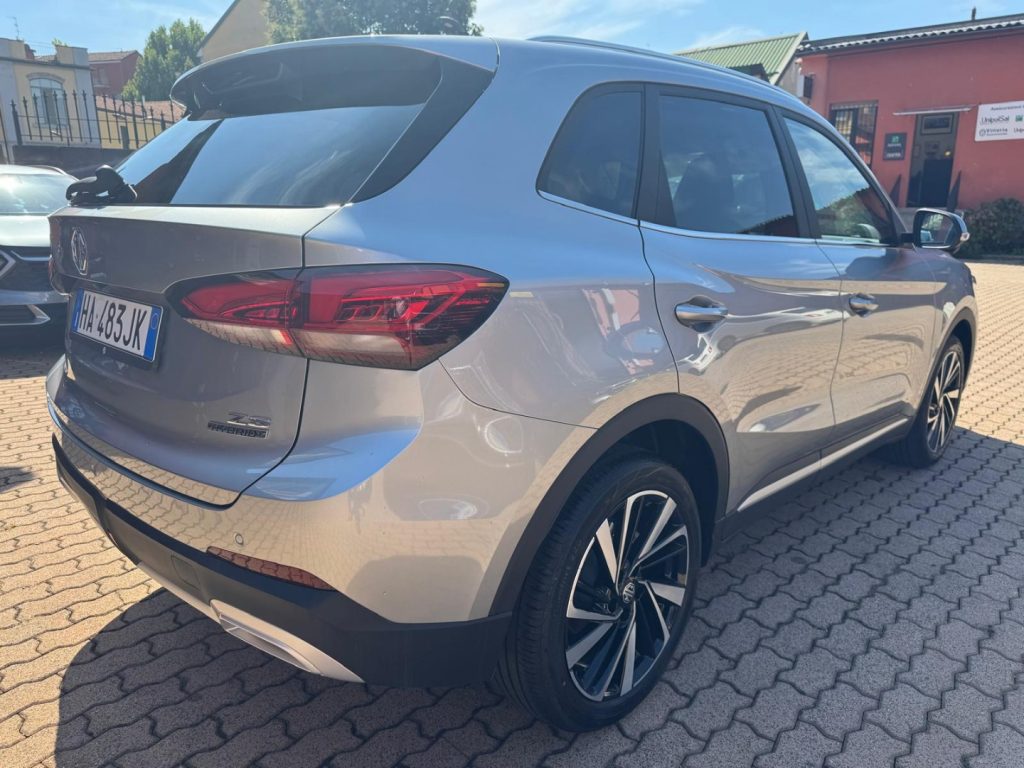 MG ZS 1.5 Hybrid+ 197CV LUXURY - 7