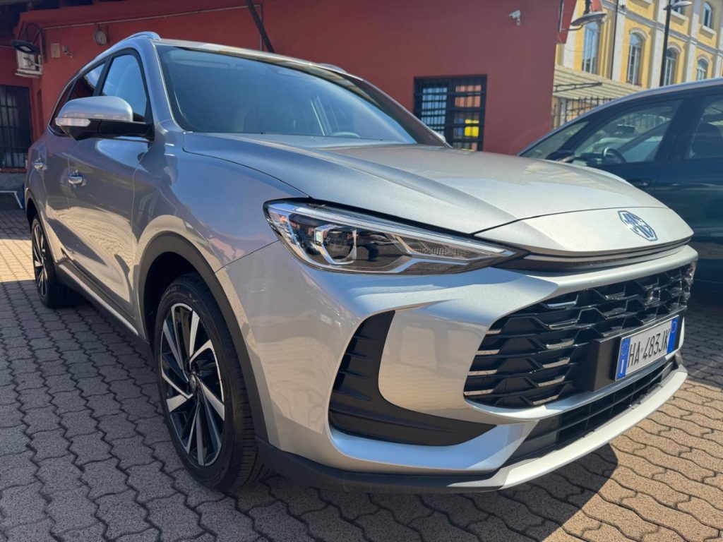 MG ZS 1.5 Hybrid+ 197CV LUXURY - 2