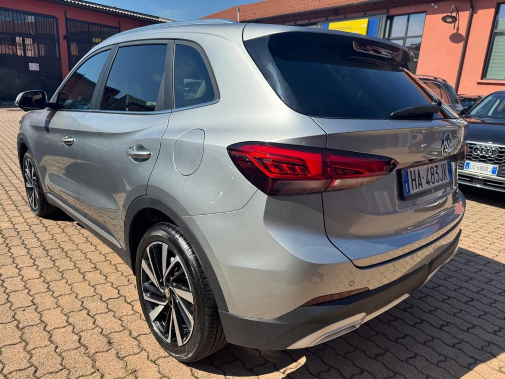 MG ZS 1.5 Hybrid+ 197CV LUXURY - 5