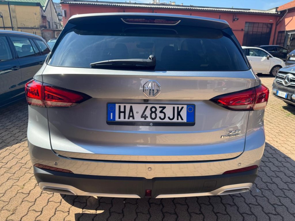 MG ZS 1.5 Hybrid+ 197CV LUXURY - 6