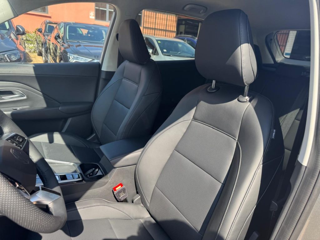 MG ZS 1.5 Hybrid+ 197CV LUXURY - 19