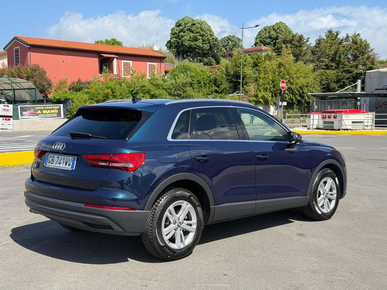 AUDI Q3 35 TDI quattro S tronic Business - 7