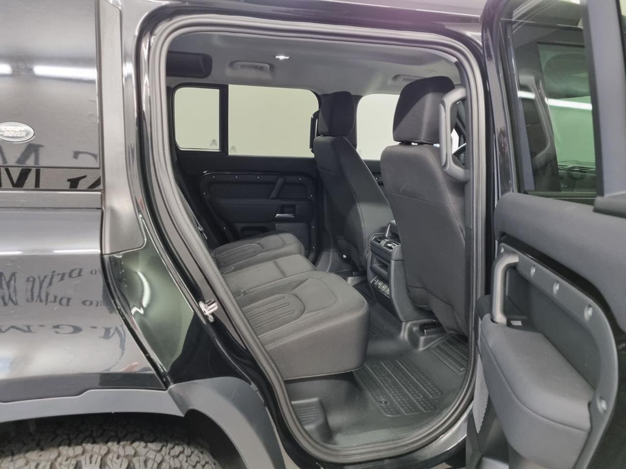 LAND ROVER Defender 110 2.0 SD4 240CV AWD Auto - 25