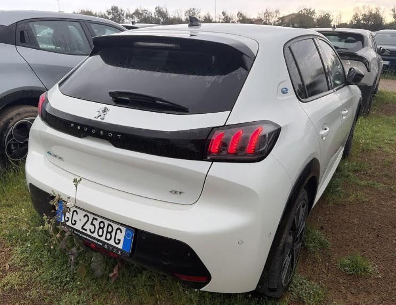PEUGEOT 208 motore elettrico 136 CV 5 porte GT - 4