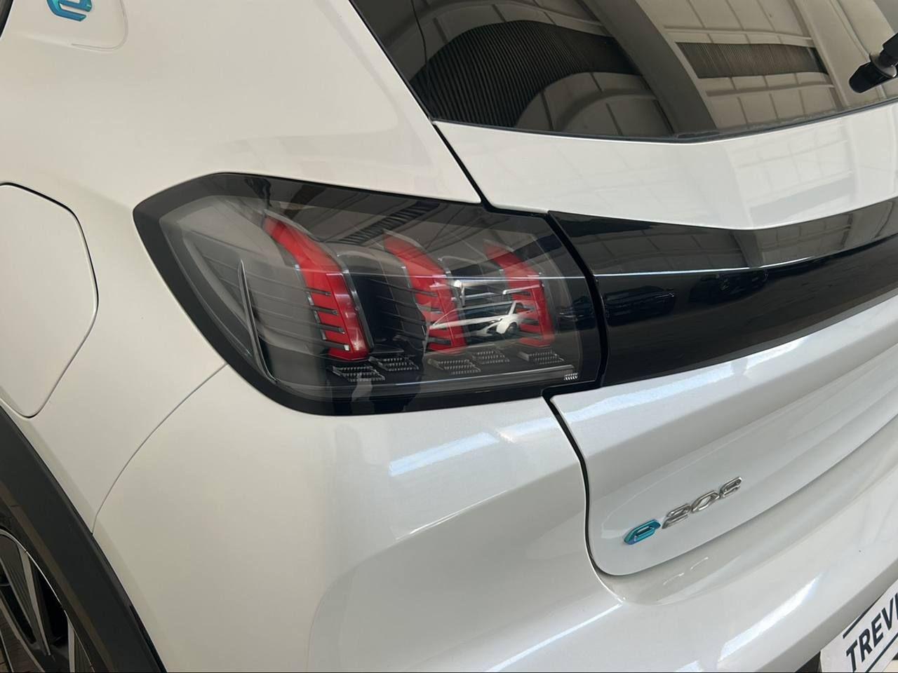 PEUGEOT 208 motore elettrico 136 CV 5 porte GT - 33
