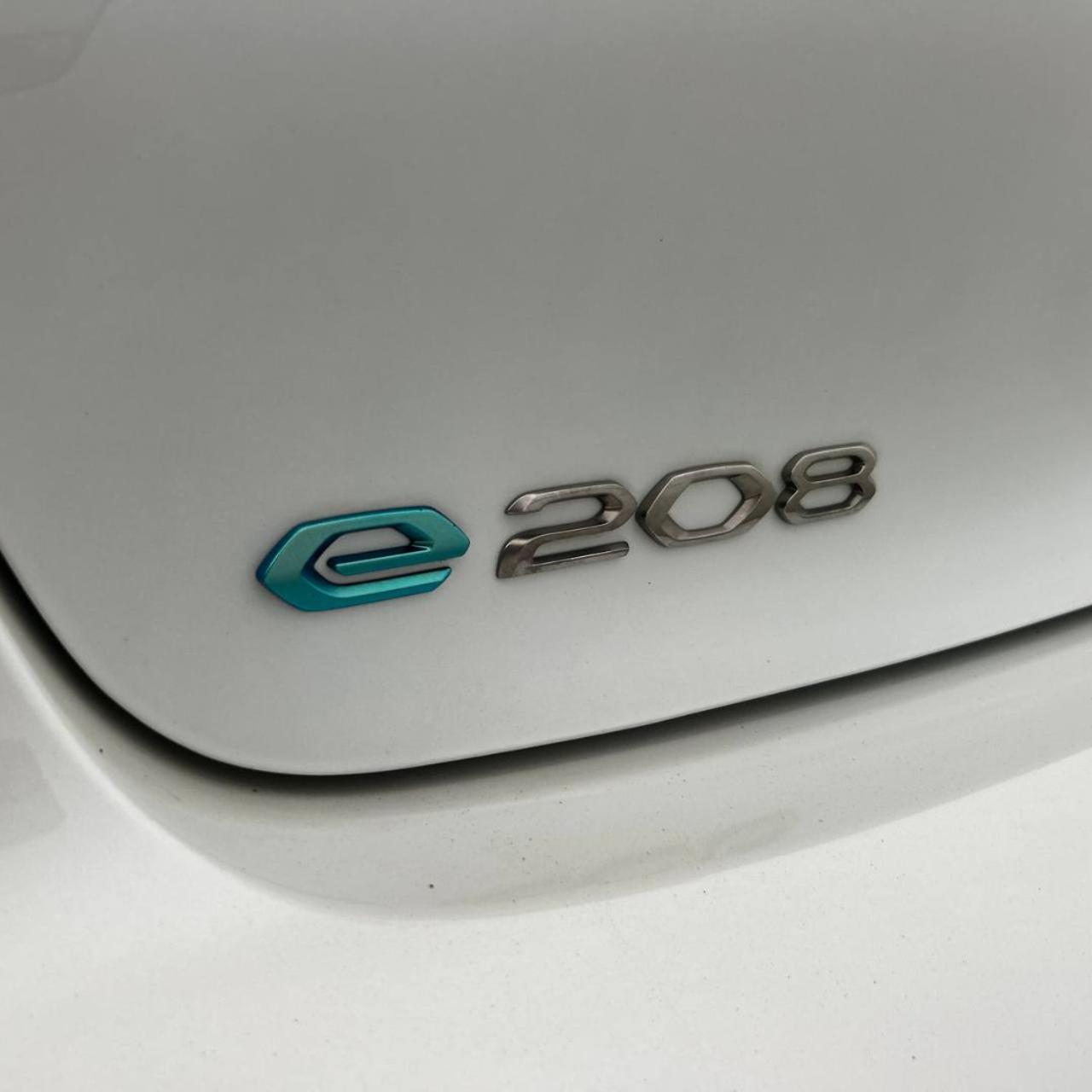 PEUGEOT 208 motore elettrico 136 CV 5 porte GT - 39