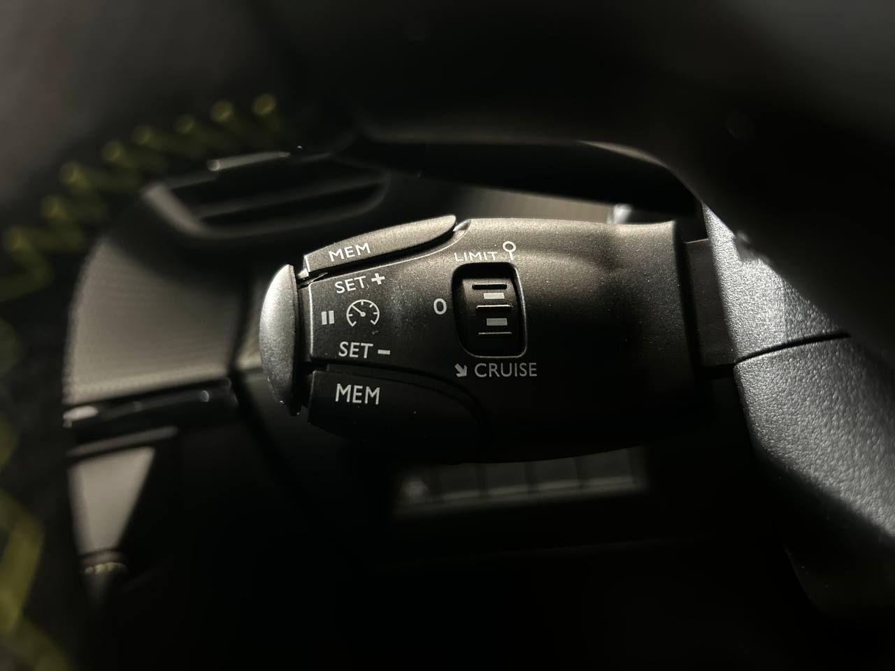 PEUGEOT e-208 motore elettrico 136 CV 5 porte GT - 16