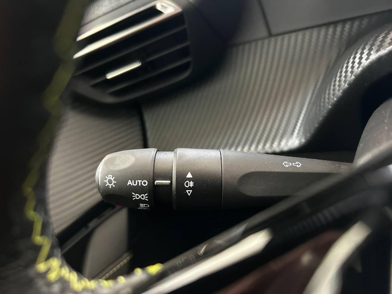 PEUGEOT e-208 motore elettrico 136 CV 5 porte GT - 15
