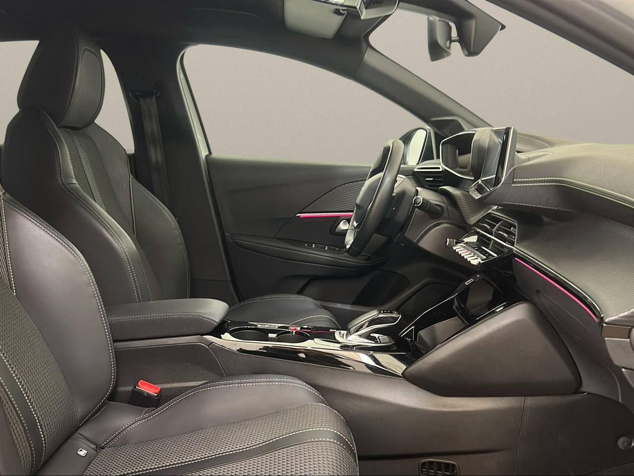 PEUGEOT e-208 motore elettrico 136 CV 5 porte GT - 10