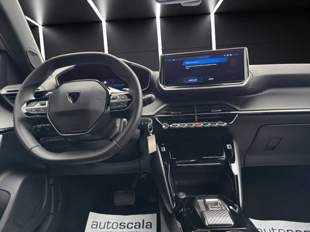 PEUGEOT 2008 Hybrid 136 e-DCS6 Allure - 14