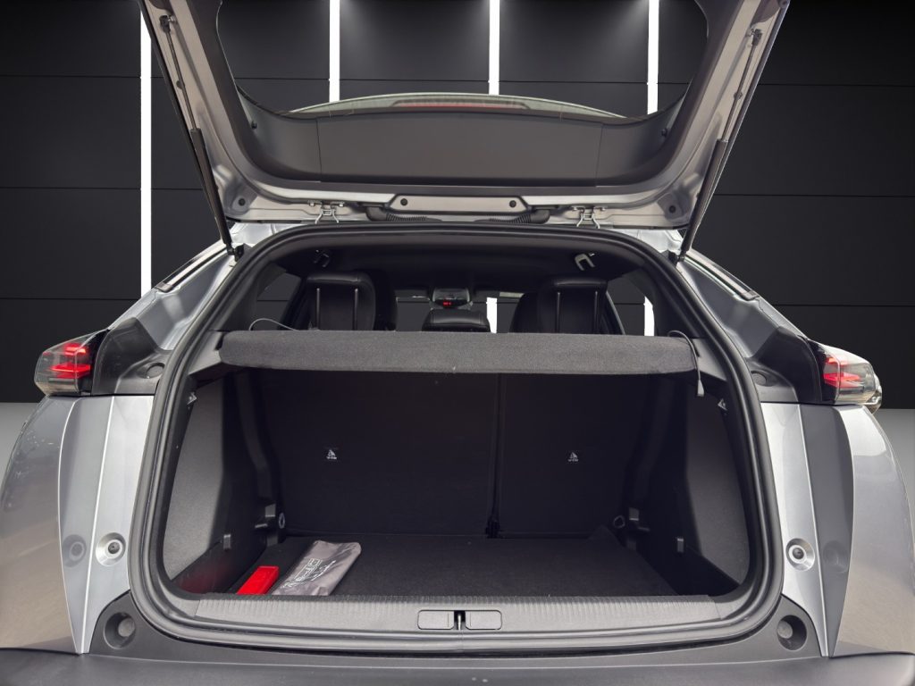 PEUGEOT 2008 Hybrid 136 e-DCS6 Allure - 20
