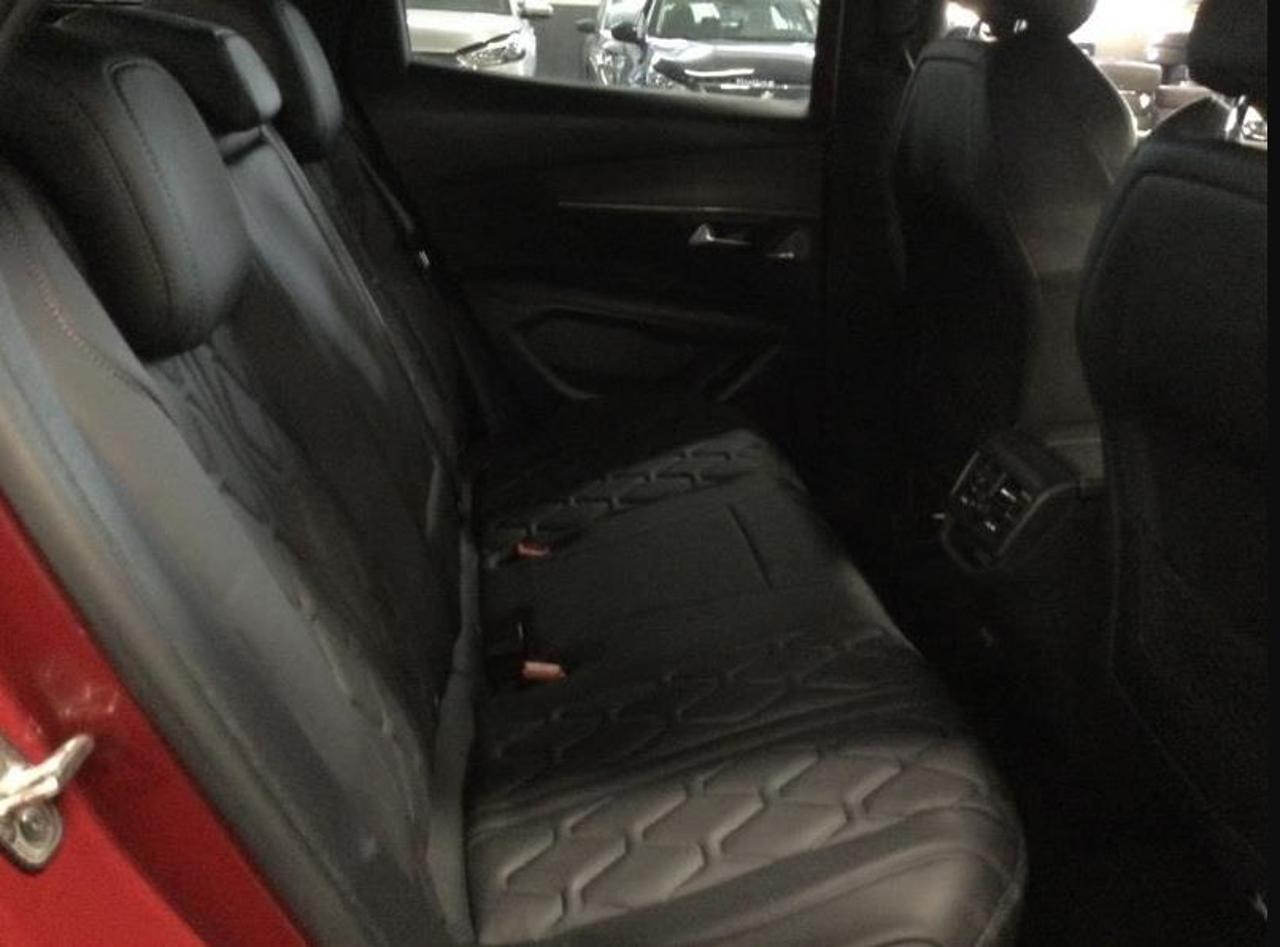PEUGEOT 3008 Hybrid4 300 e-EAT8 GT Pack - 7