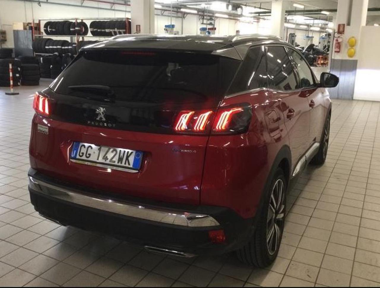 PEUGEOT 3008 Hybrid4 300 e-EAT8 GT Pack - 4