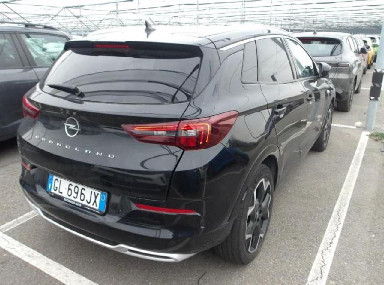 OPEL Grandland 1.6 PHEV aut. AWD Ultimate - 4