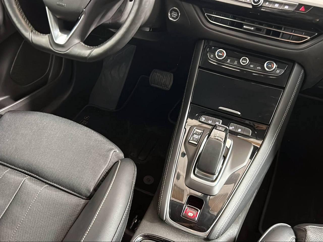 OPEL Grandland 1.6 PHEV aut. AWD Ultimate - 27