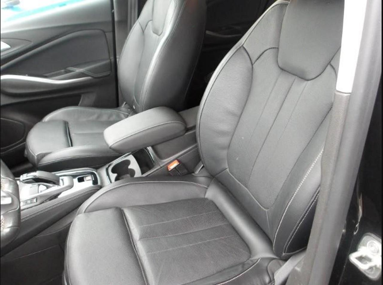 OPEL Grandland 1.6 PHEV aut. AWD Ultimate - 6