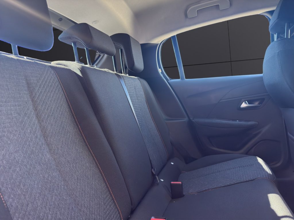 PEUGEOT 208 Hybrid 110 e-DCS6 Style - 17