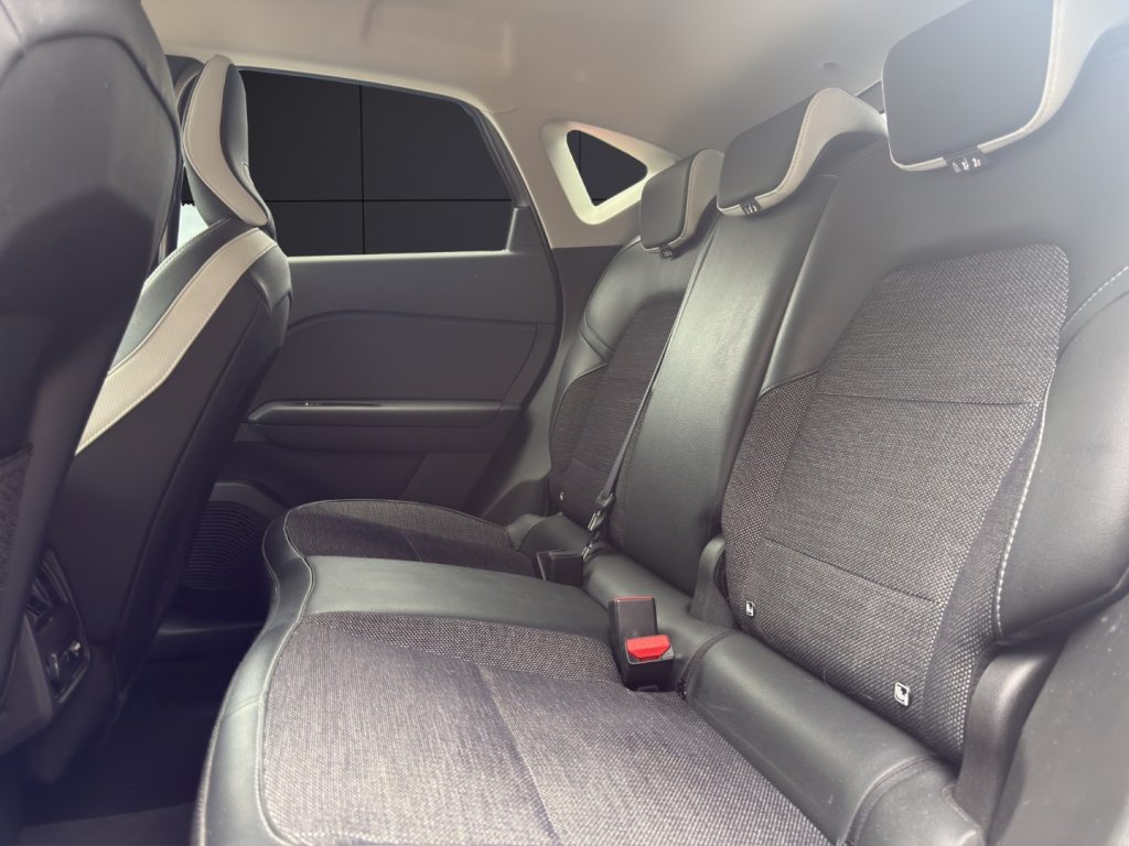 RENAULT Captur TCe 90 CV Techno - 13