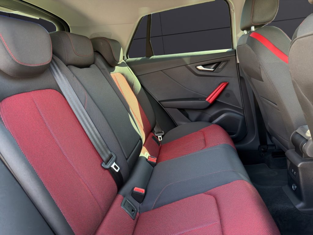AUDI Q2 30 TDI S tronic S line Edition - 19