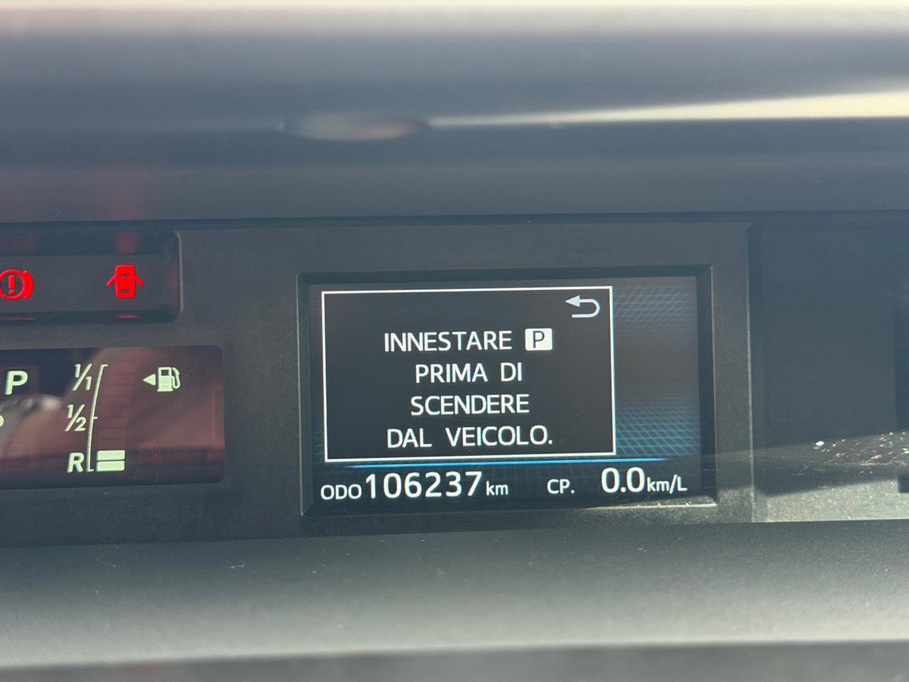 TOYOTA Prius+ 1.8 Active - 16