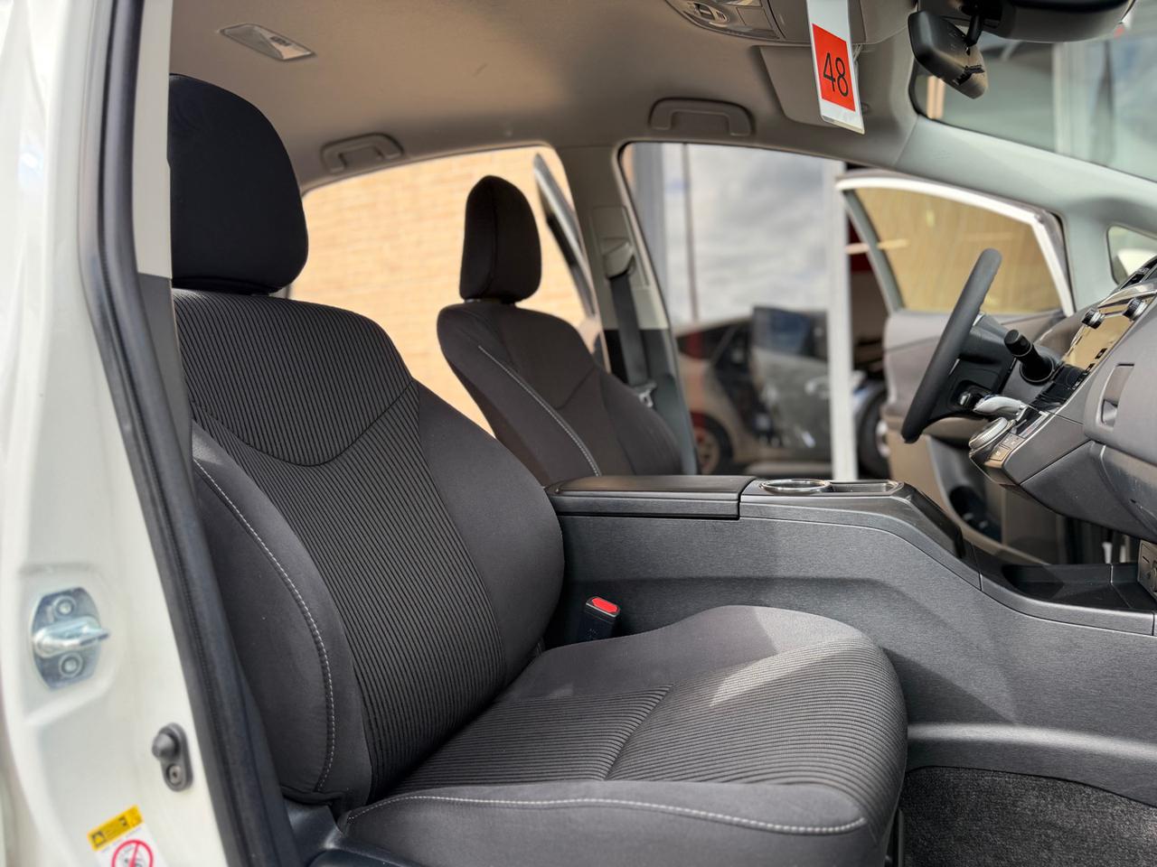 TOYOTA Prius+ 1.8 Active - 13