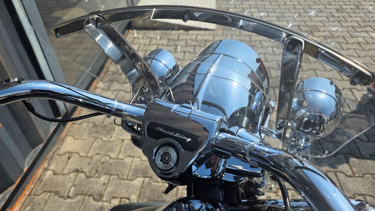 HARLEY-DAVIDSON FLHR Road King 2017 - 5
