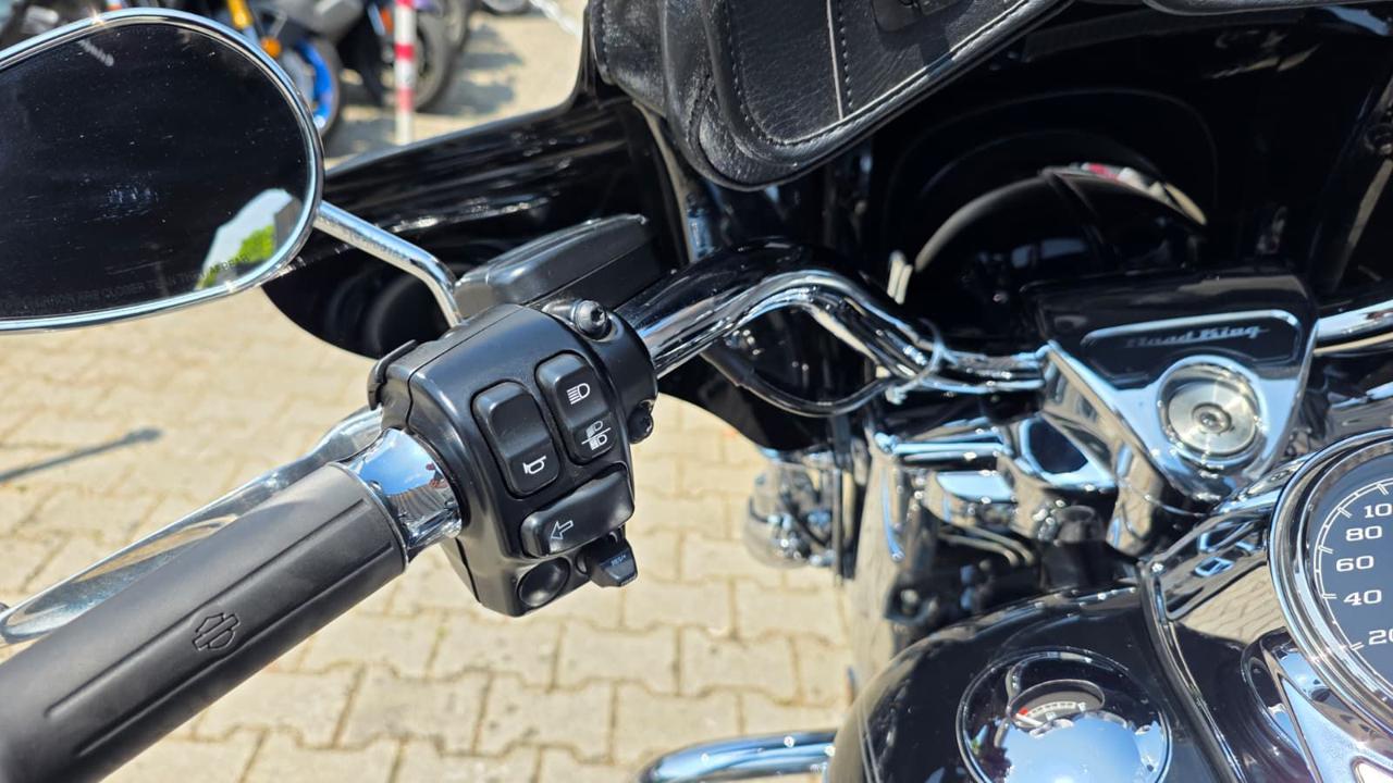 HARLEY-DAVIDSON FLHR Road King 2017 - 19