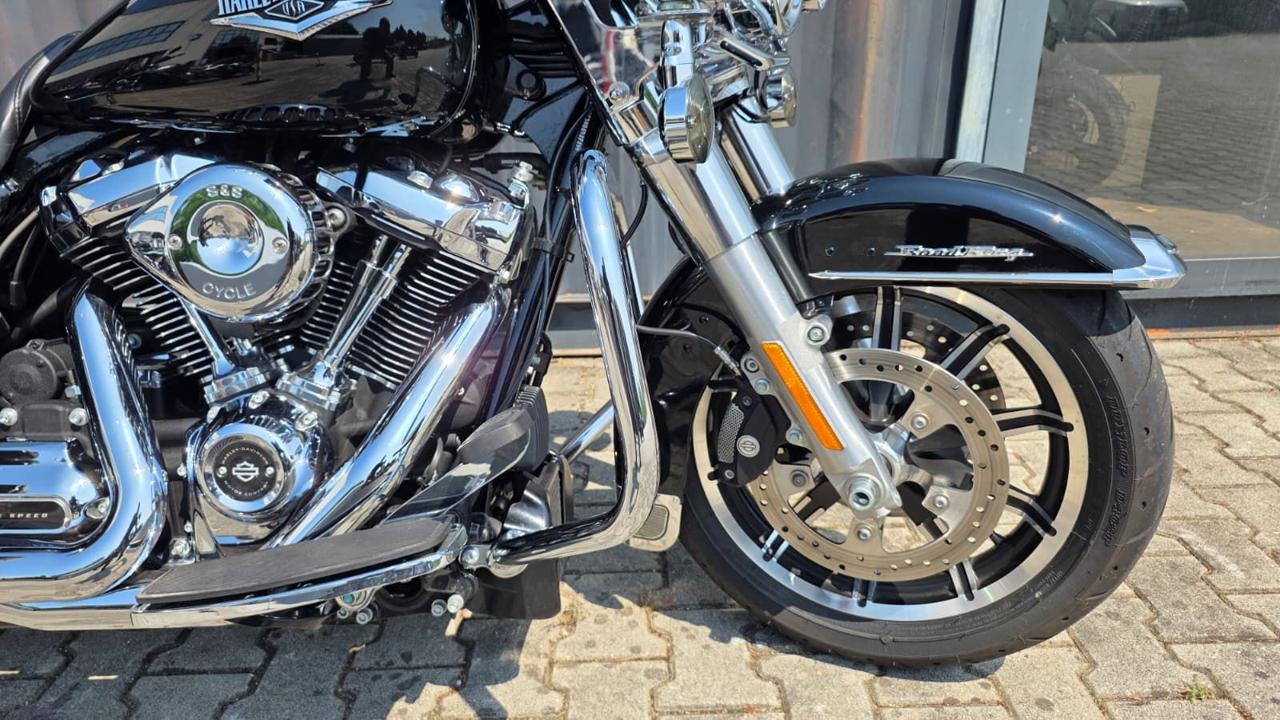 HARLEY-DAVIDSON FLHR Road King 2017 - 13